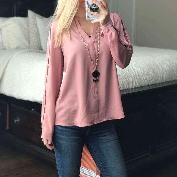 Jennifer Lopez Tops - Jennifer Lopez Long Sleeve Blouse Open Sleeve